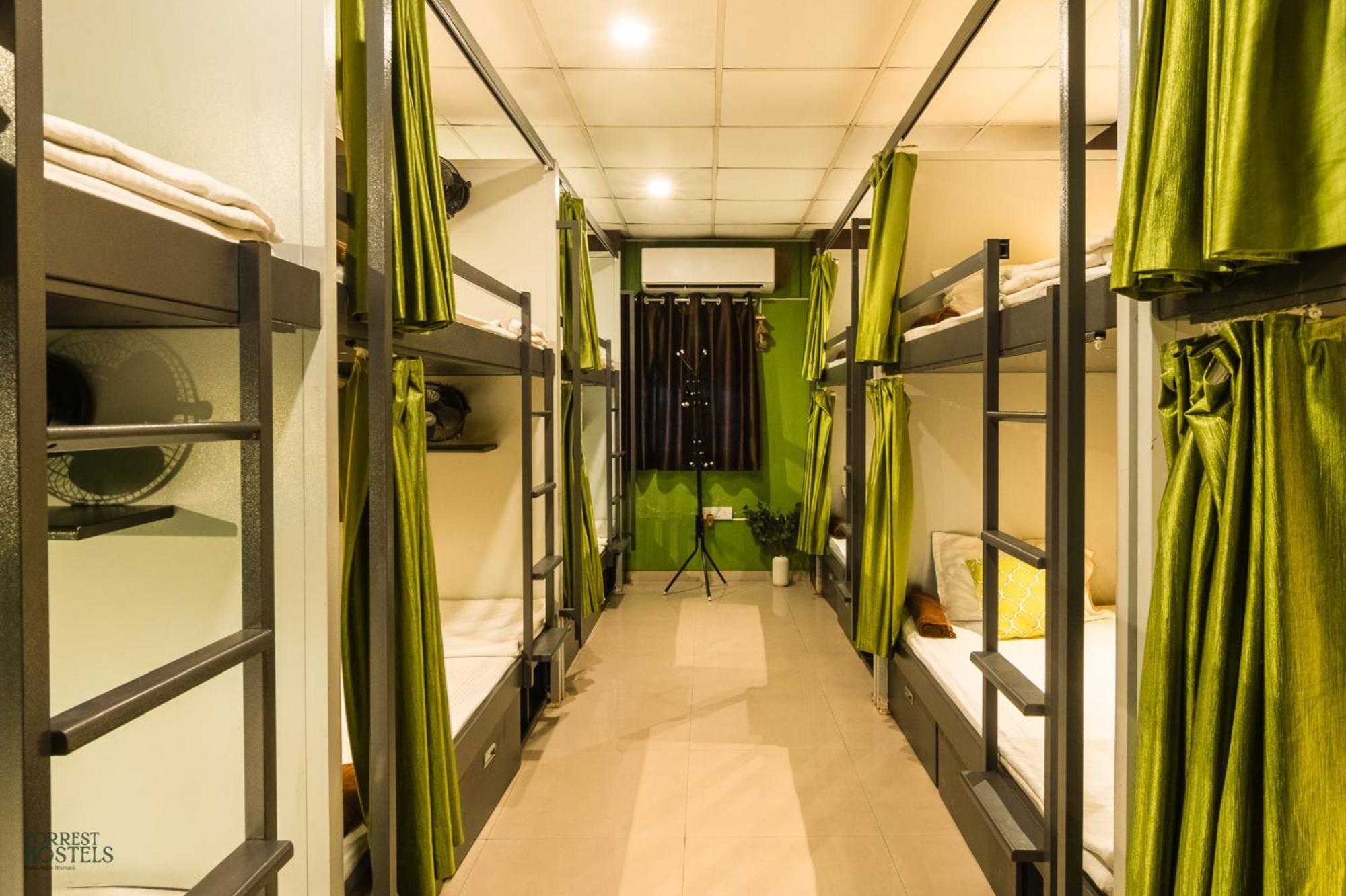 Forrest Hostels Bombay Extérieur photo