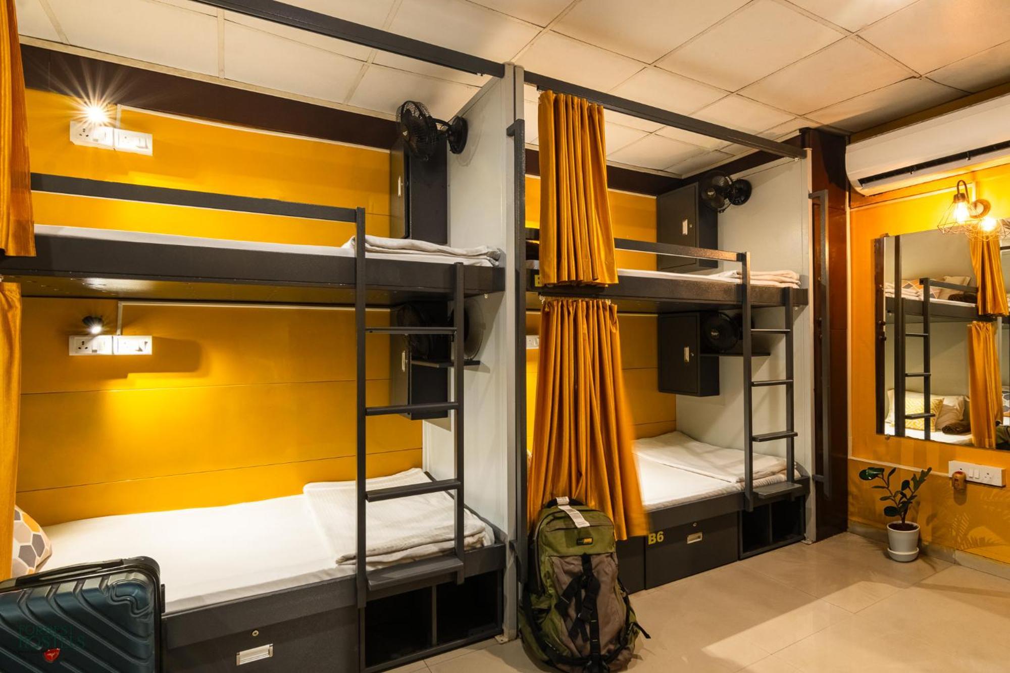 Forrest Hostels Bombay Extérieur photo