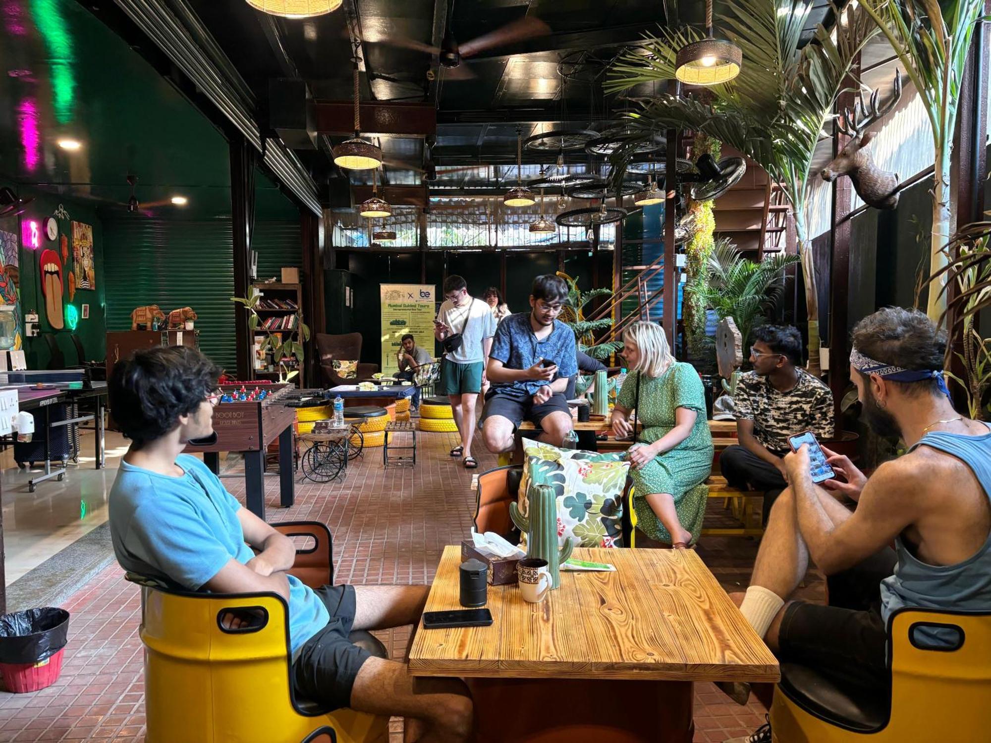 Forrest Hostels Bombay Extérieur photo