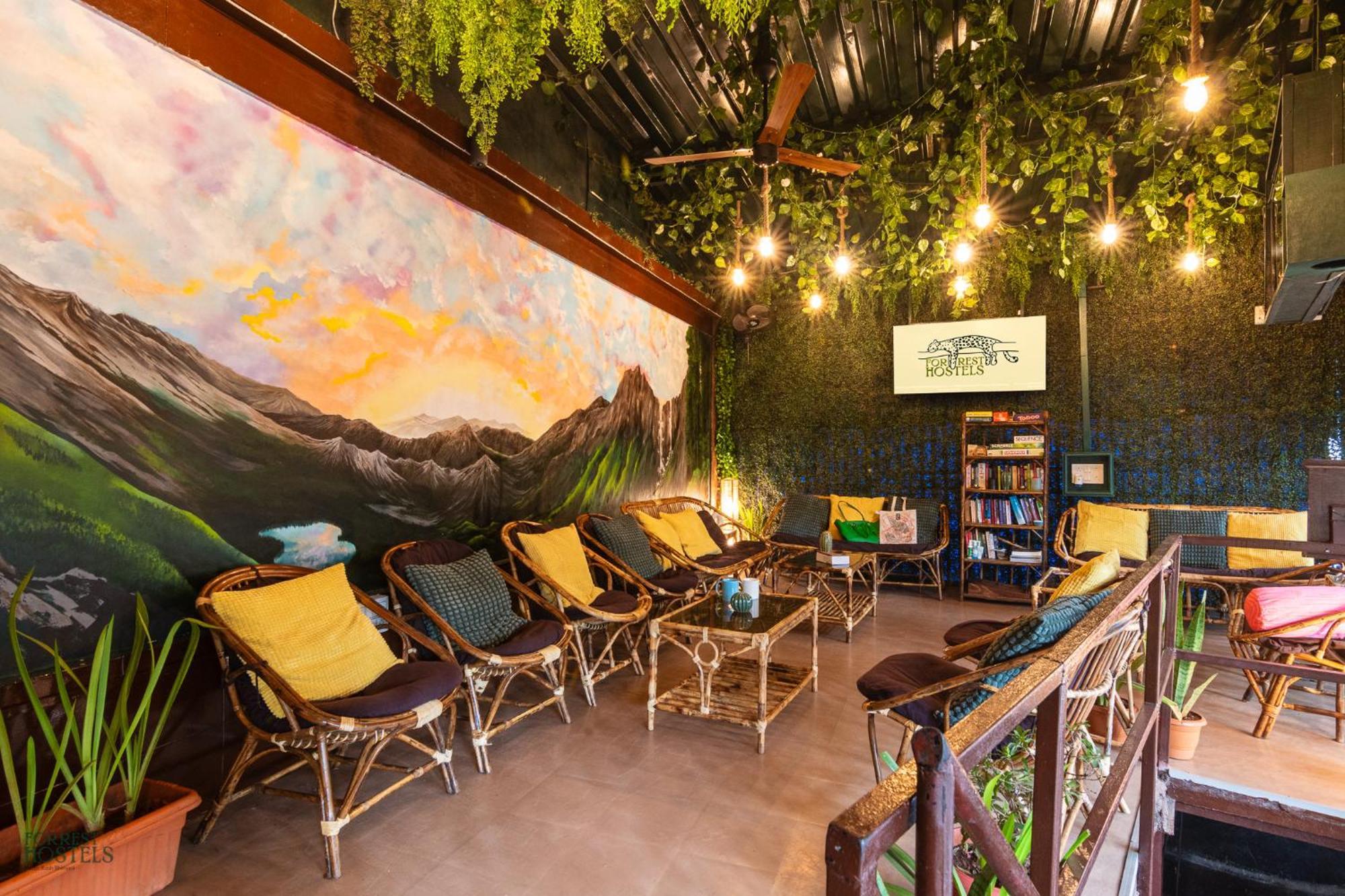 Forrest Hostels Bombay Extérieur photo