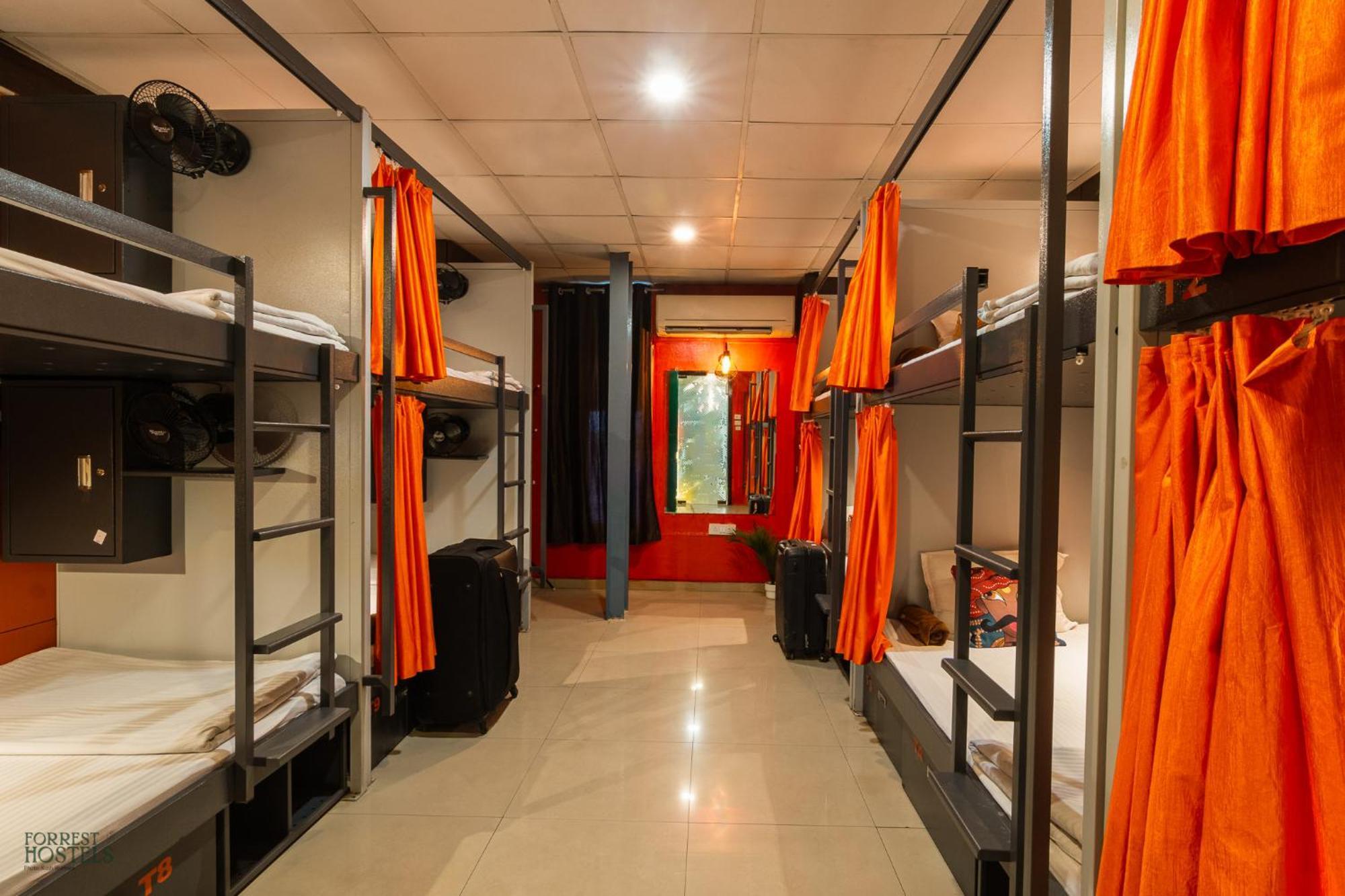 Forrest Hostels Bombay Extérieur photo